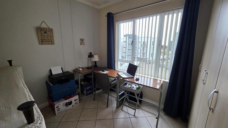 2 Bedroom Property for Sale in Reebok Western Cape